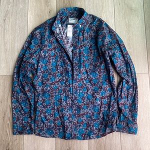 Brand new men’s Express dress shirt